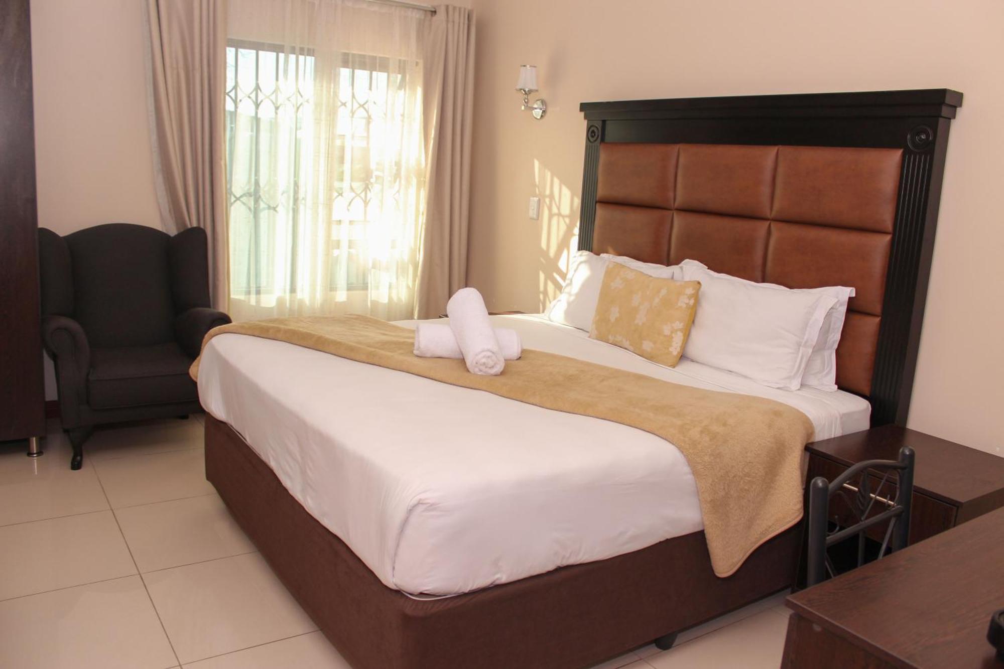 Aqua Stone Guest House Mbombela Exterior foto