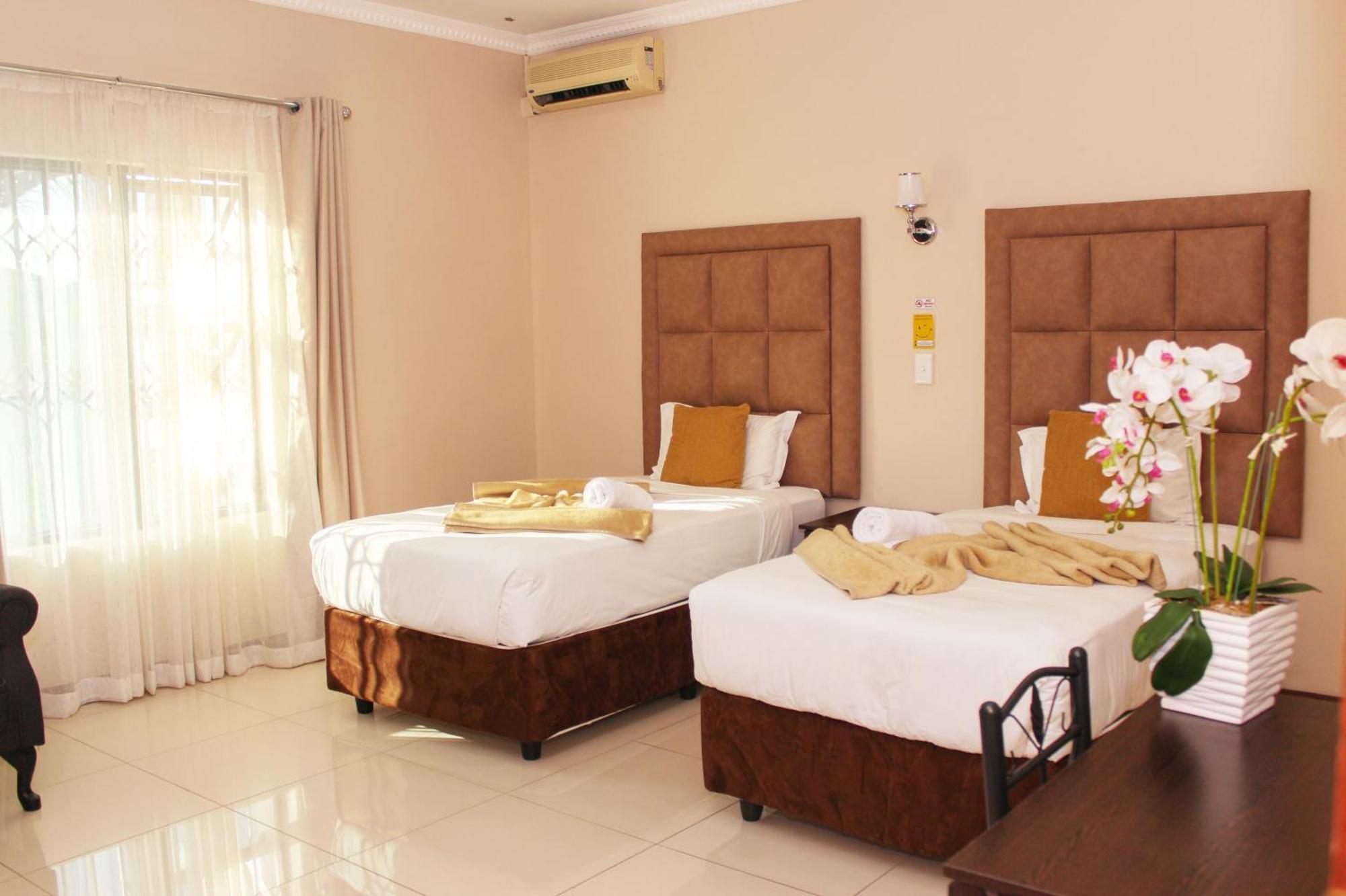 Aqua Stone Guest House Mbombela Exterior foto